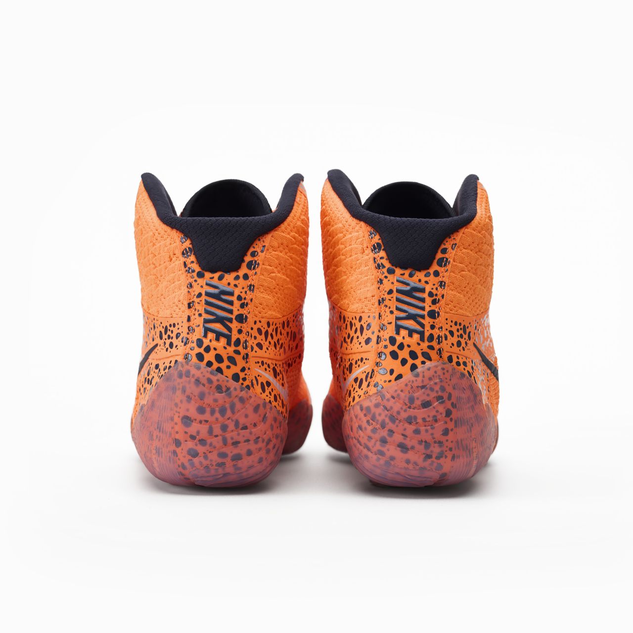 Nike Painikengät Tawa SE Oranssi