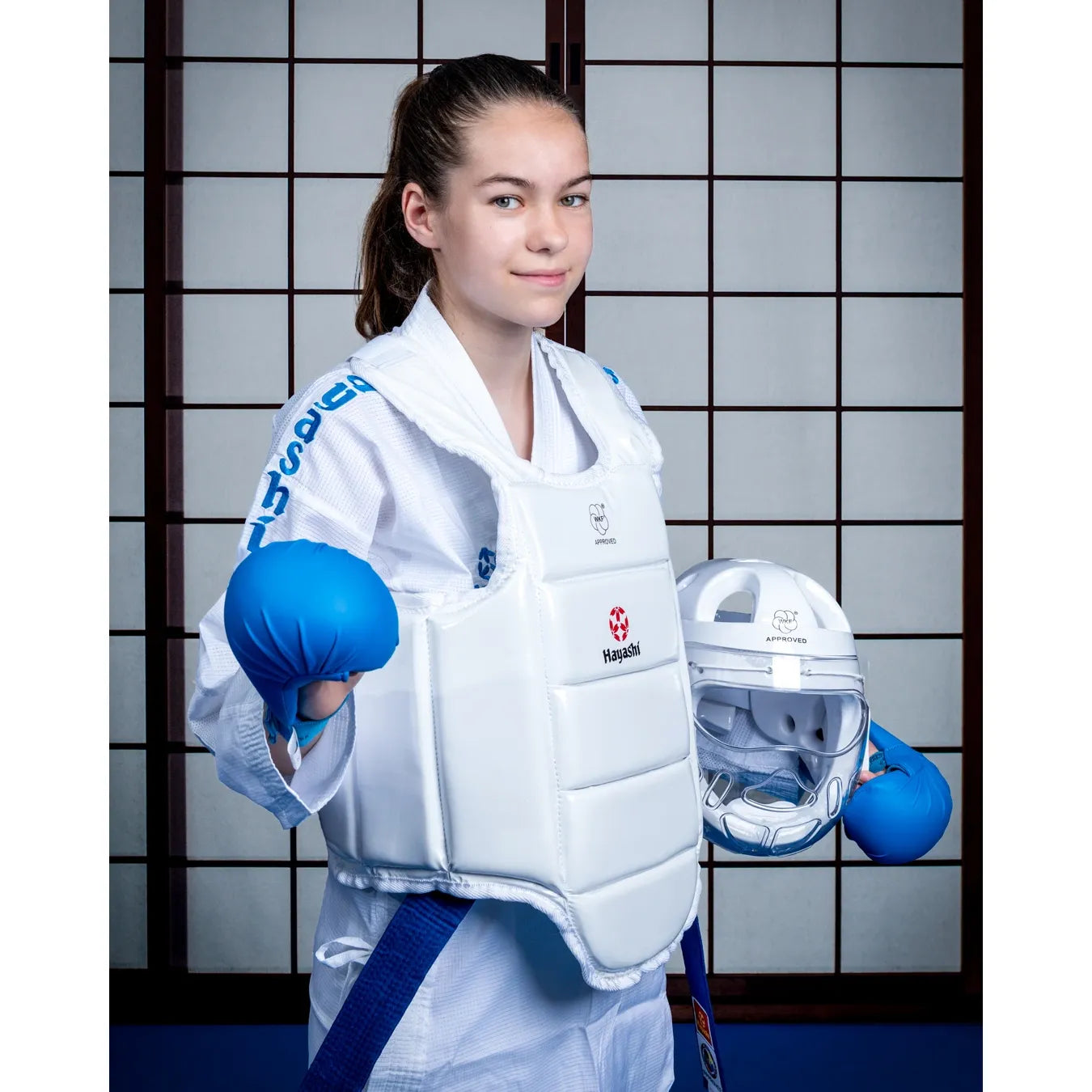 Lasten rintapanssari (WKF U-14)