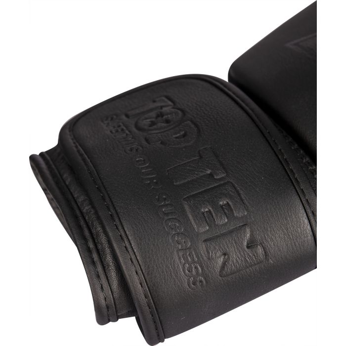Nyrkkeilyhanskat "Black'n'Black"
